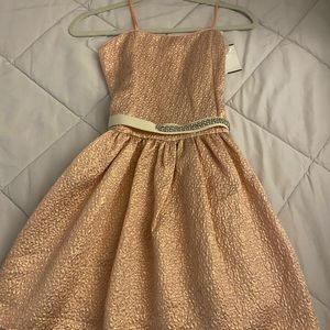 Girls dress